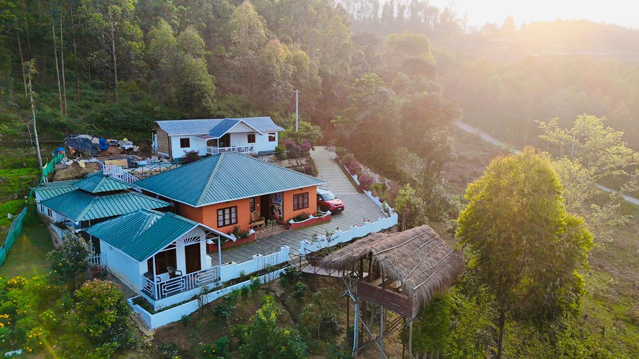 Misty Valley Mudhouse